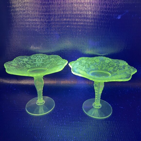 New Martinsville Viking Clear Footed Compote Etched Votives Manganese 365nm Set2 - Picture 8 of 15